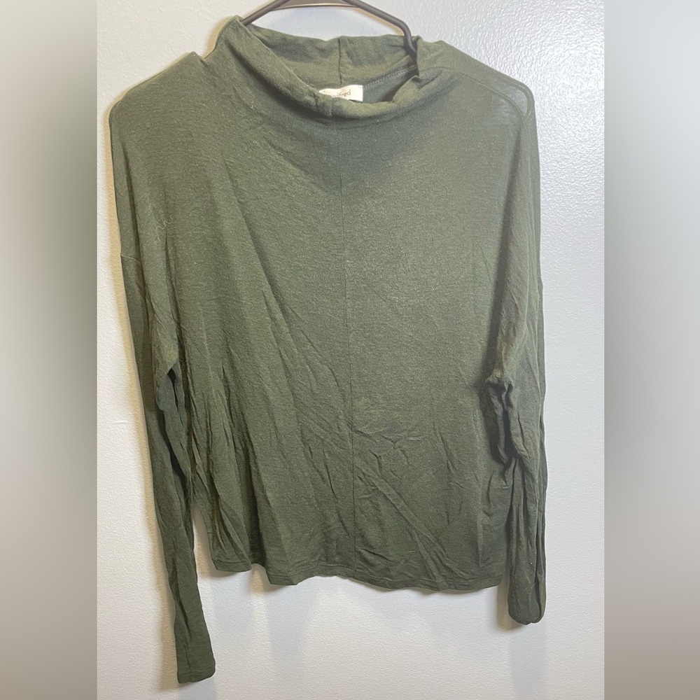 Aritzia Wilfred Lussac Mock Neck Knit Sweater Green Long Sleeve Top Size Medium